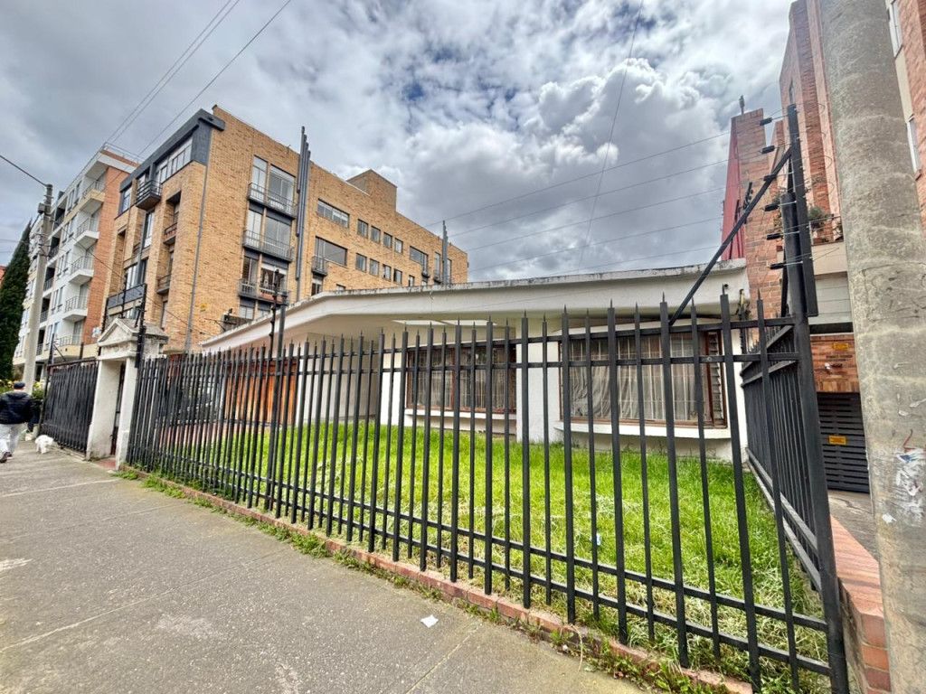 Lote en venta Cundinamarca Bogotá Santa Barbara Occidental 0 m2 Habitaciones 0 Baños 0 Garajes 0 Precio $7344000000
