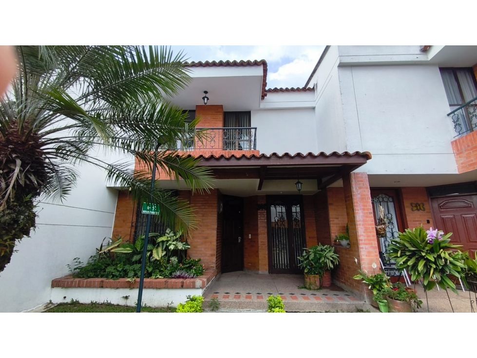 Casa en arriendo o venta Risaralda Pereira Br Balcones Condomio 115 m2 Habitaciones 3 Baños 3 Garajes 1 Precio venta $650000000 Precio arriendo $3200000