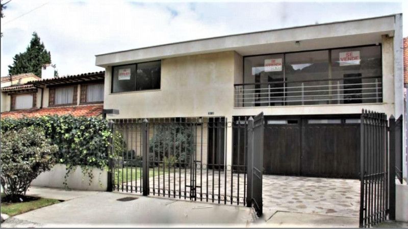 Casa en arriendo Cundinamarca Bogotá Santa Ana Occidental 550 m2 Habitaciones 5 Baños 4 Garajes 4 Precio $16900000