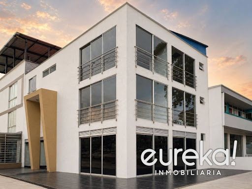 Oficina en arriendo Tolima Ibagué Cadiz 240 m2 Habitaciones 0 Baños 6 Garajes 3 Precio $7500000