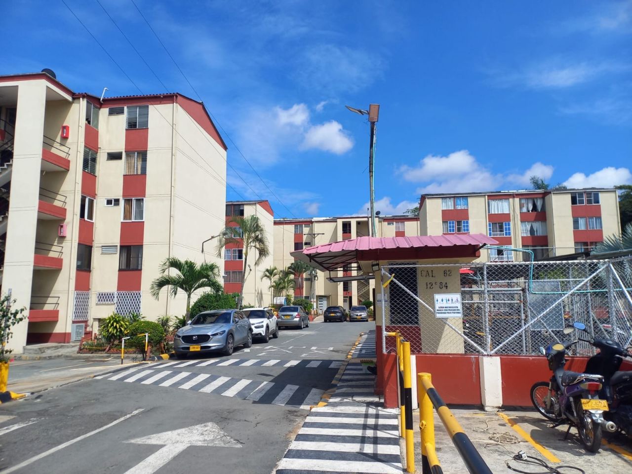 Apartamento en venta Valle Del Cauca Cali Urbanización La Base planta Y Talleres 65 m2 Habitaciones 3 Baños 1 Garajes 0 Precio $200000000