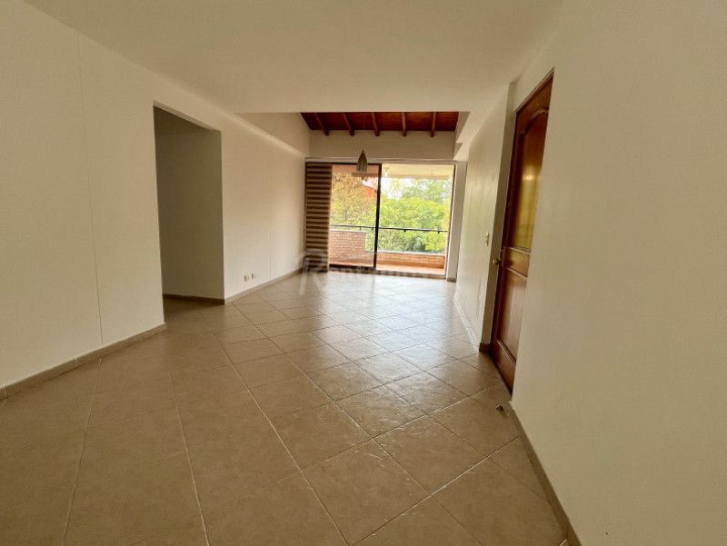 Apartamento en arriendo Antioquia Envigado Zúñiga 95 m2 Habitaciones 3 Baños 2 Garajes 2 Precio $4200000