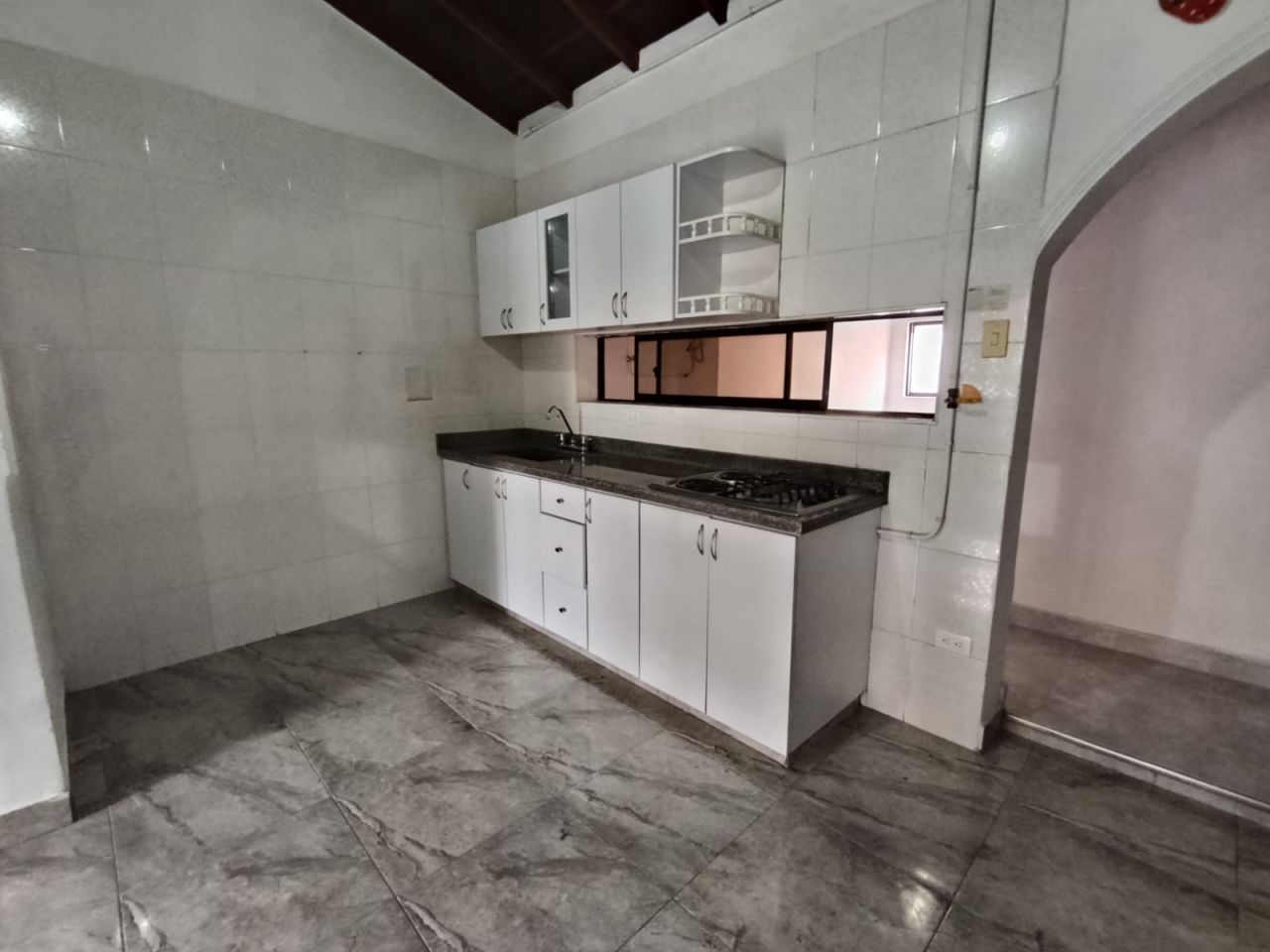 Casa en arriendo Antioquia Medellín Santa Monica 140 m2 Habitaciones 3 Baños 3 Garajes 0 Precio $3200000