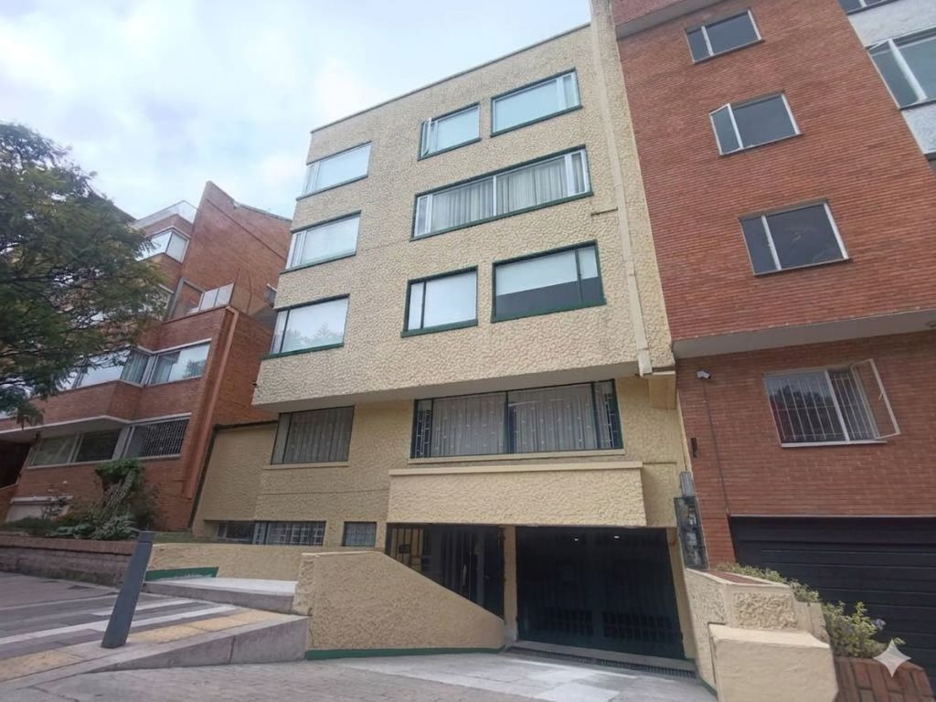 Apartamento en venta Cundinamarca Bogotá Santa Barbara 102 m2 Habitaciones 3 Baños 2 Garajes 1 Precio $700000000