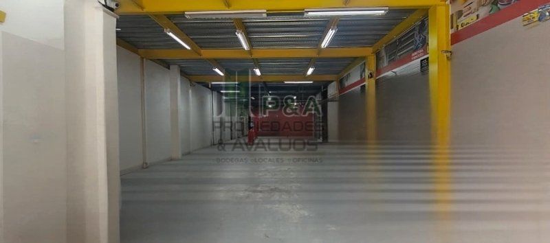 Bodega en arriendo Antioquia Medellín Santa Teresita 190 m2 Habitaciones 0 Baños 1 Garajes 0 Precio $10000000