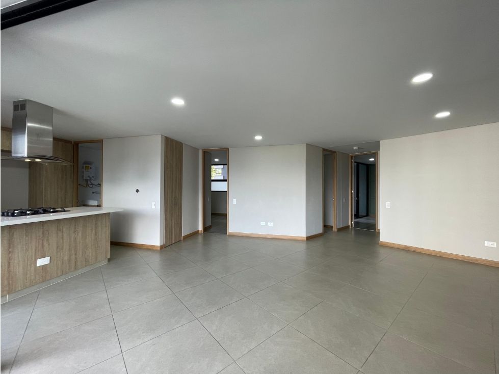Apartamento en arriendo Antioquia Medellín Medellín 102 m2 Habitaciones 3 Baños 2 Garajes 3 Precio $5850000