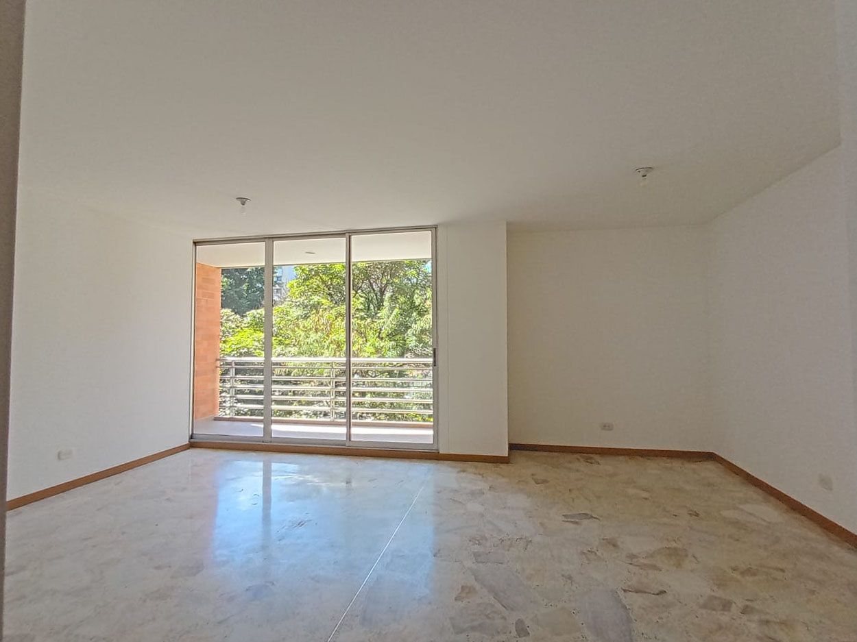 Apartamento en arriendo Antioquia Medellín Calle Nueva 92 m2 Habitaciones 3 Baños 2 Garajes 2 Precio $4600000