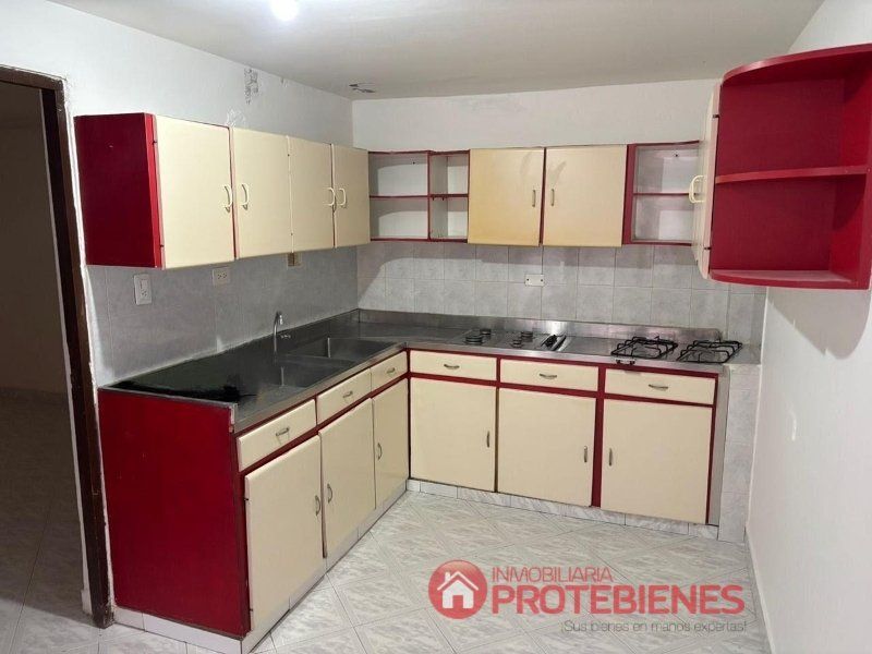 Casa en arriendo Antioquia Medellín Santa Fe 105 m2 Habitaciones 3 Baños 2 Garajes 0 Precio $2300000