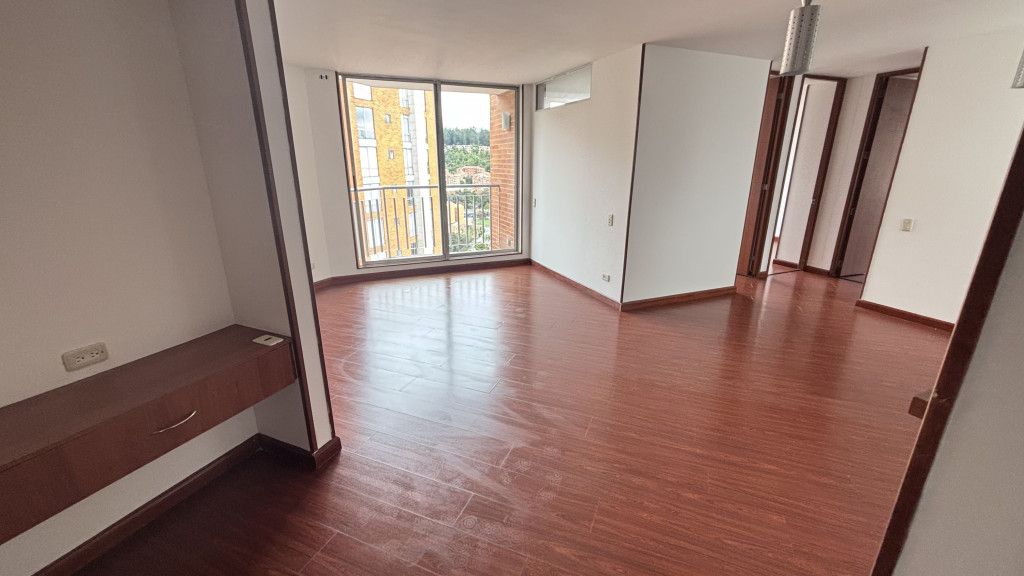 Apartamento en venta Cundinamarca Bogotá Portales Del Norte 76 m2 Habitaciones 3 Baños 2 Garajes 2 Precio $540000000