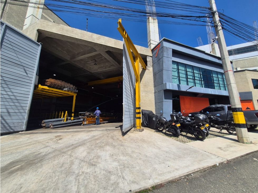 Bodega en venta Antioquia Copacabana Copacabana 850 m2 Habitaciones 0 Baños 0 Garajes 4 Precio $4800000000