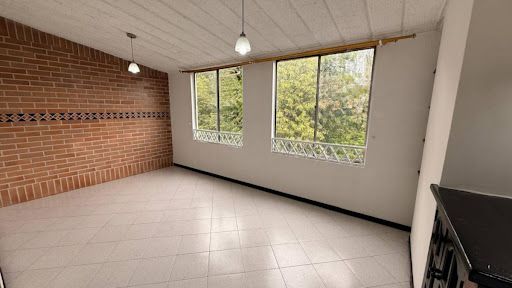 Apartamento en arriendo Antioquia Medellín Antonio Nariño 70 m2 Habitaciones 3 Baños 2 Garajes 0 Precio $1800000