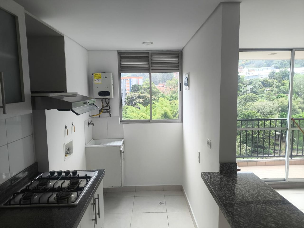 Apartamento en arriendo Antioquia La Estrella San Miguel 54 m2 Habitaciones 2 Baños 2 Garajes 1 Precio $1800000