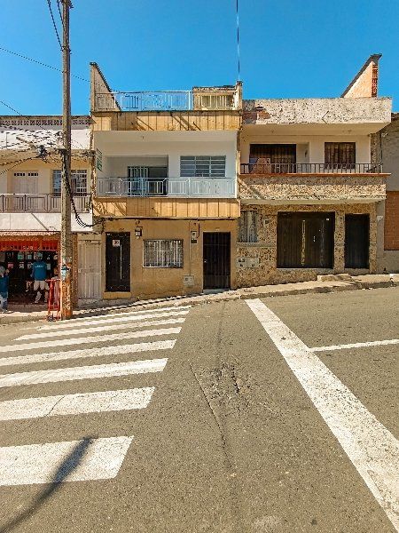 Apartamento en arriendo Antioquia Bello Pérez 85 m2 Habitaciones 2 Baños 1 Garajes 0 Precio $1650000