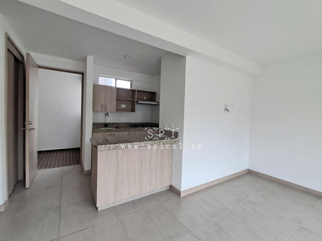 Apartamento en arriendo Antioquia Medellín Santa Rosa De Lima 70 m2 Habitaciones 3 Baños 2 Garajes 1 Precio $3350000