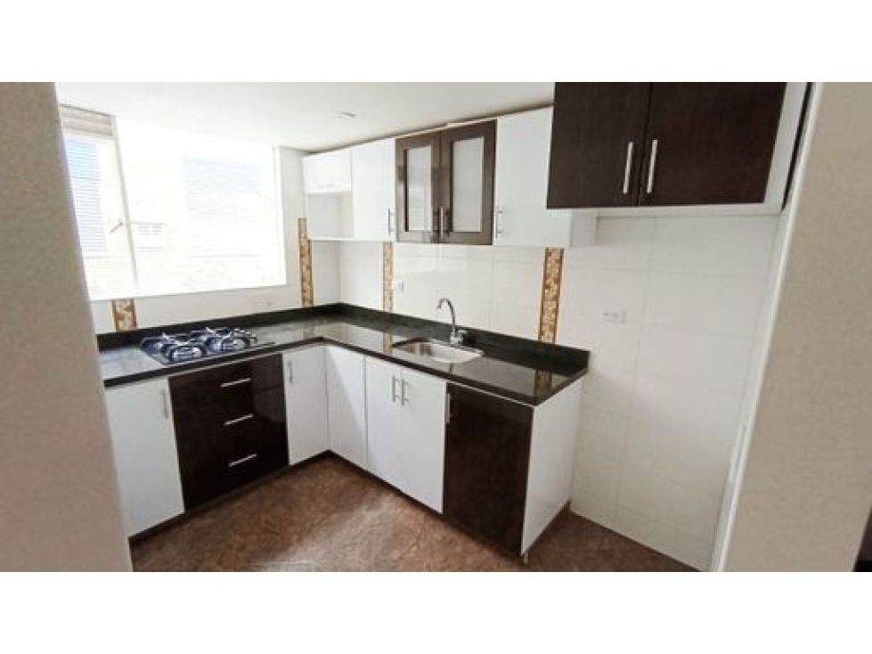 Casa en venta Cundinamarca Bogotá Cr Terrazas De Castilla Et Ii 85 m2 Habitaciones 3 Baños 2 Garajes 0 Precio $385000000