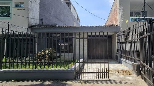 Casa en venta Valle Del Cauca Cali El Lido 242 m2 Habitaciones 4 Baños 3 Garajes 2 Precio $575000000