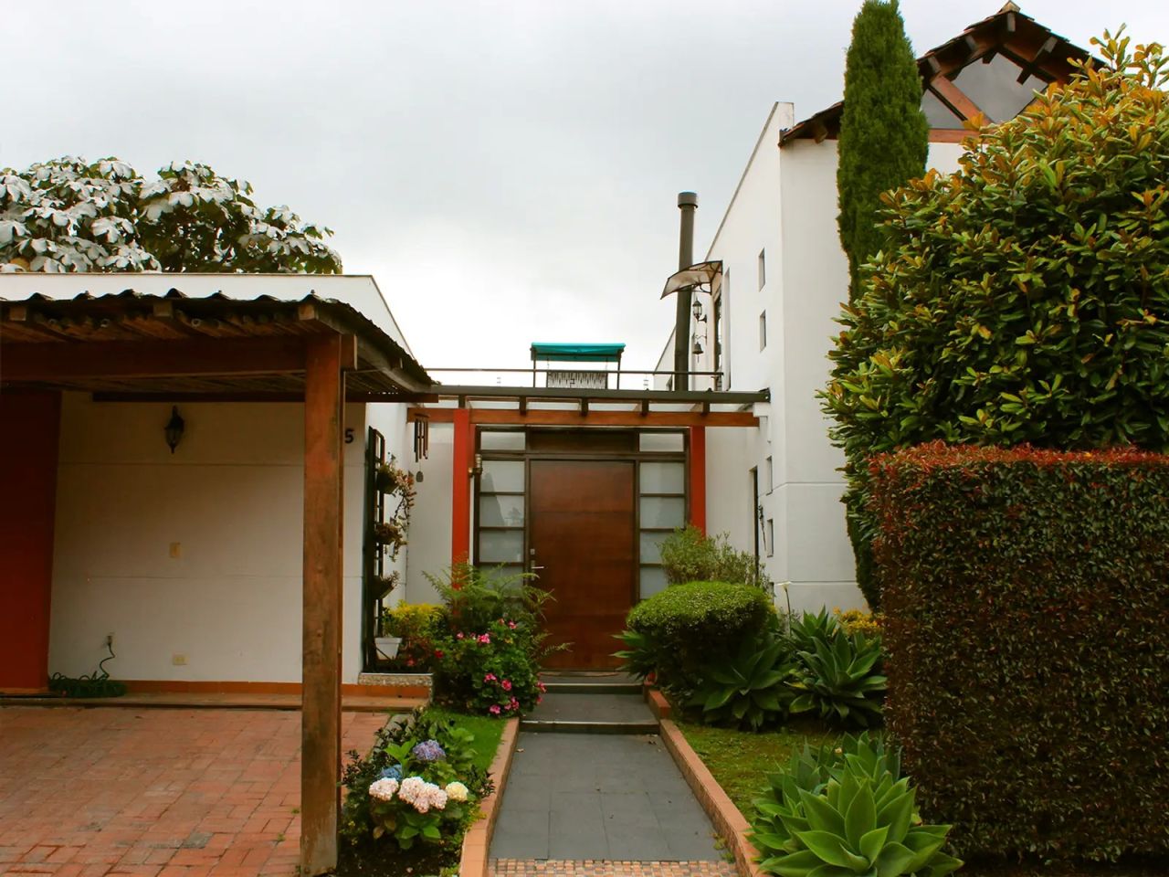 Casa en venta Cundinamarca Chía Chia 265 m2 Habitaciones 4 Baños 3 Garajes 3 Precio $1150000000