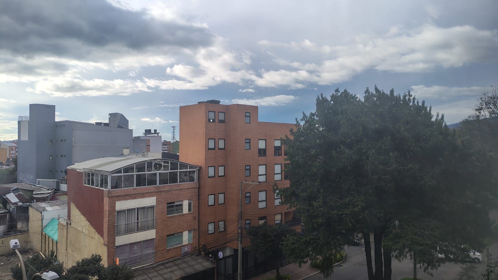 Apartamento en venta Cundinamarca Bogotá San Luis 76 m2 Habitaciones 3 Baños 2 Garajes 1 Precio $470000000