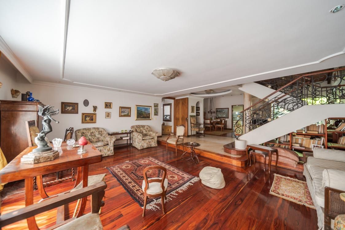 Casa en venta Cundinamarca Bogotá Santa Ana Occidental 500 m2 Habitaciones 3 Baños 4 Garajes 4 Precio $1900000000