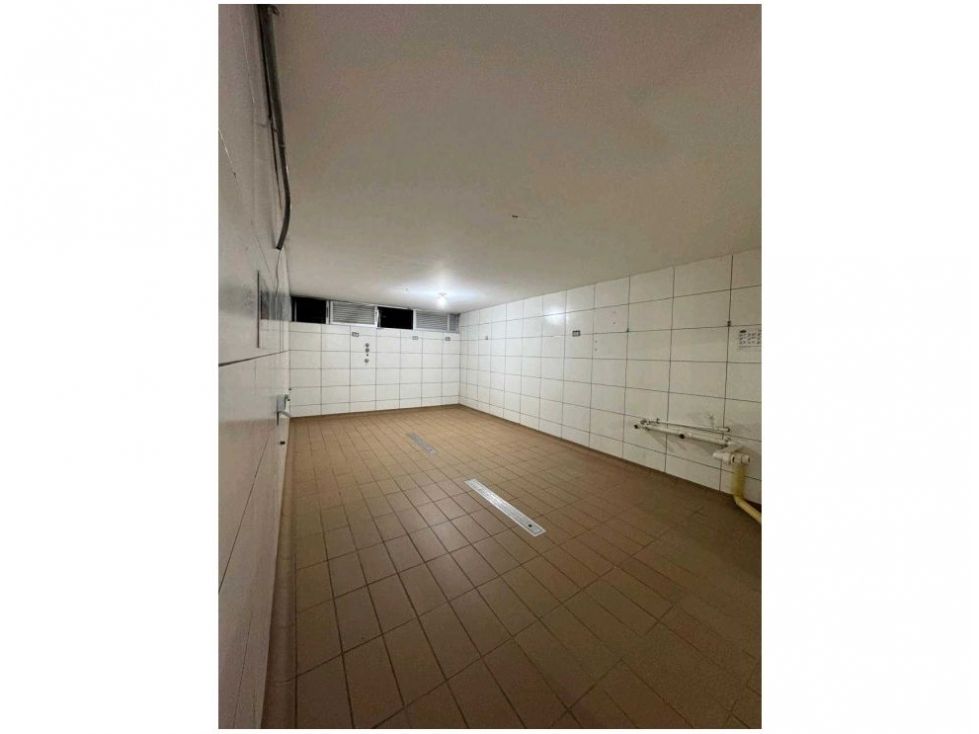Local en venta Antioquia Envigado El Dorado 155 m2 Habitaciones 0 Baños 1 Garajes 0 Precio $1500000000