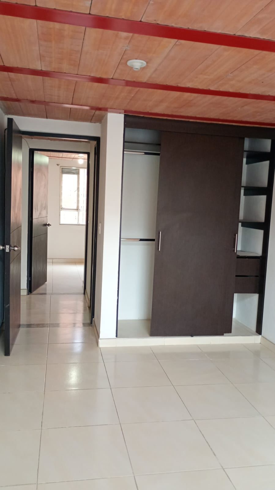 Casa en venta Cundinamarca Mosquera Mosquera 234 m2 Habitaciones 10 Baños 6 Garajes 2 Precio $600000000