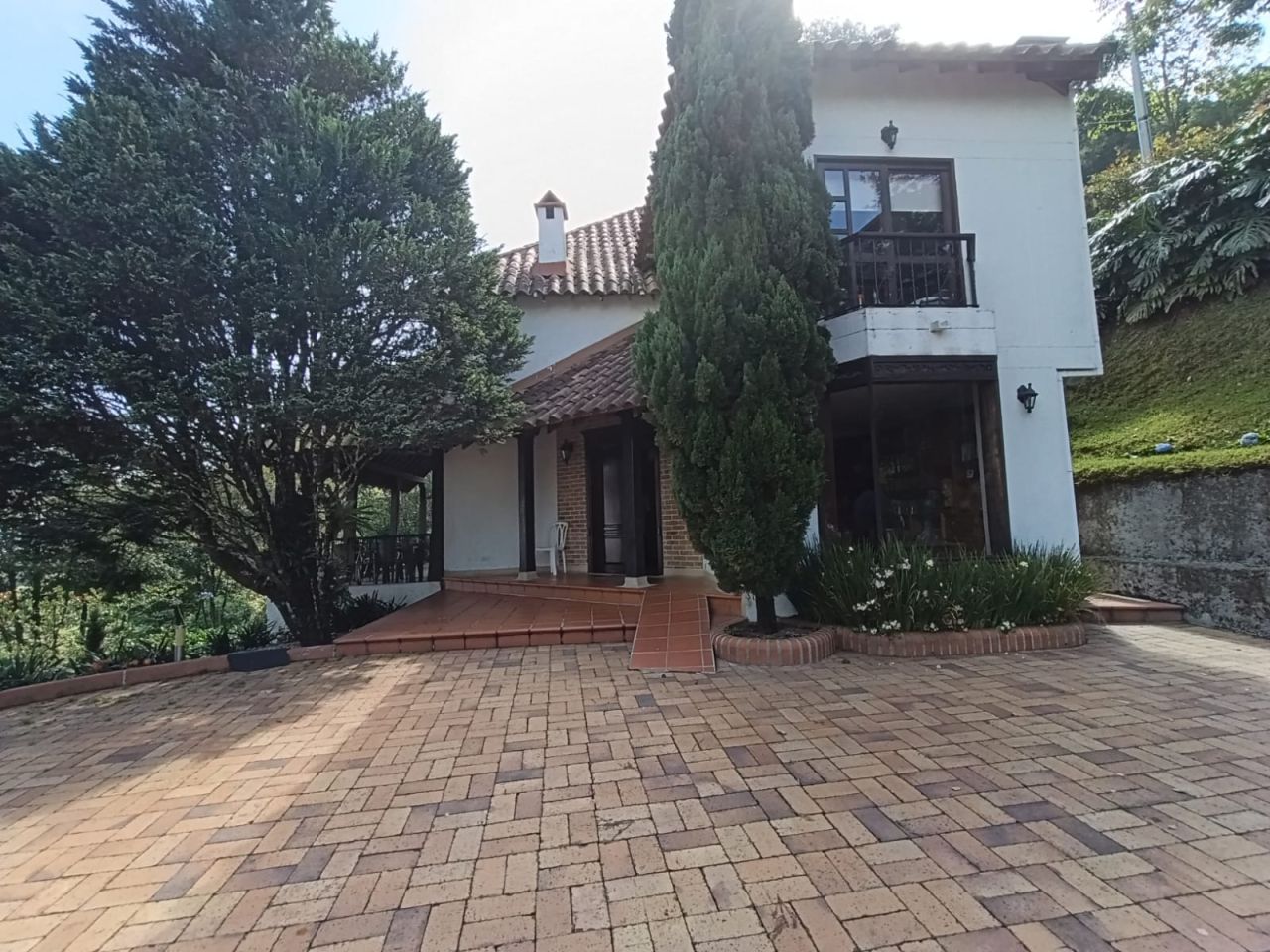 Casa Campestre en arriendo Antioquia Envigado Asd 273 m2 Habitaciones 3 Baños 5 Garajes 10 Precio $12100000