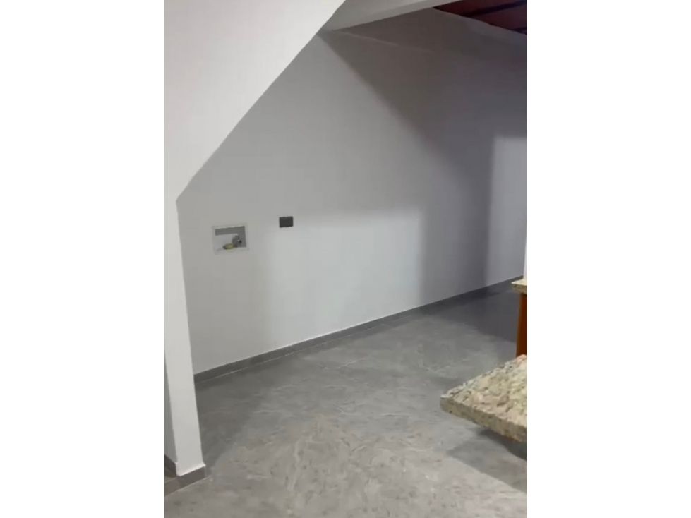Apartamento en arriendo Antioquia Medellín Las Mercedes 54 m2 Habitaciones 2 Baños 1 Garajes 0 Precio $2030000