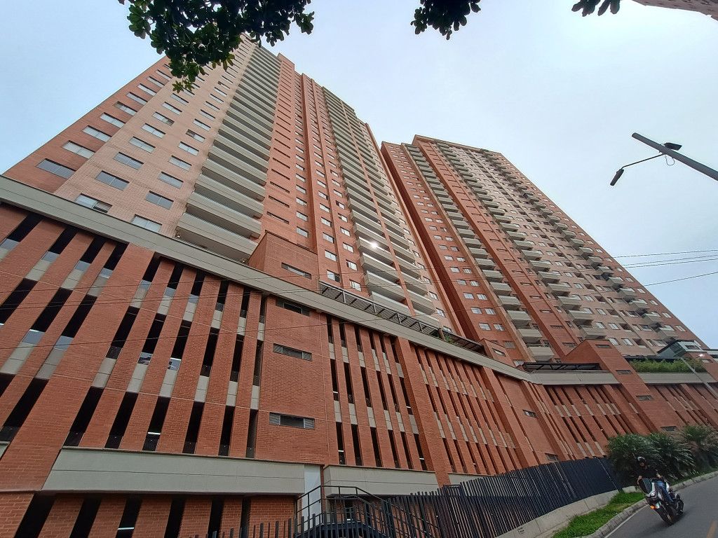 Apartamento en venta Antioquia Bello Zona Industrial No 1 84 m2 Habitaciones 3 Baños 2 Garajes 1 Precio $590000000