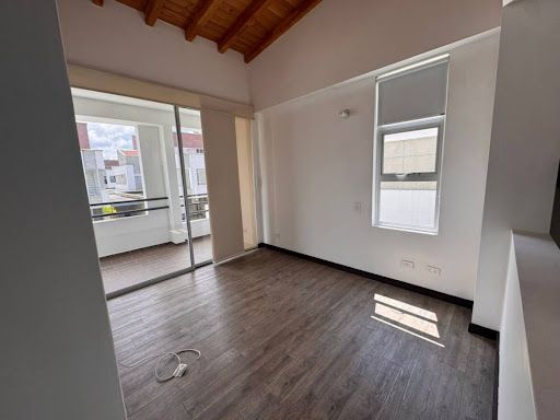 Casa en venta Antioquia Rionegro Ub Lotus Et I 220 m2 Habitaciones 4 Baños 3 Garajes 2 Precio $1290000000