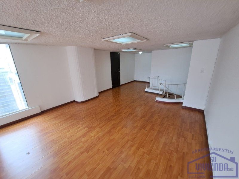 Oficina en arriendo Antioquia Medellín Prado 35 m2 Habitaciones 0 Baños 1 Garajes 0 Precio $2000000