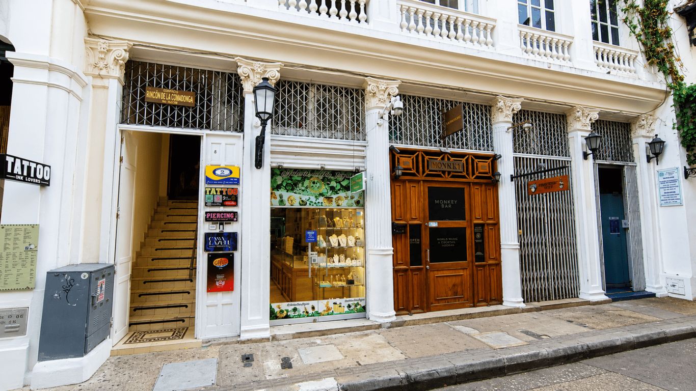 Oficina en arriendo Bolívar Cartagena El Centro 27 m2 Habitaciones 0 Baños 1 Garajes 0 Precio $2000000