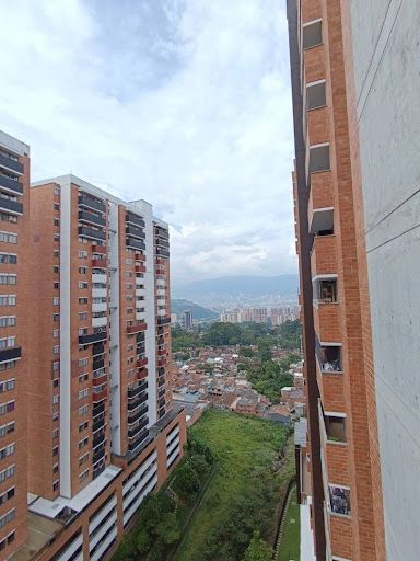 Apartamento en arriendo Antioquia La Estrella La Ferreria 76 m2 Habitaciones 3 Baños 2 Garajes 1 Precio $2500000