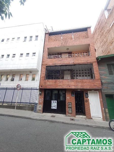 Casa en venta Antioquia Medellín Boston 98 m2 Habitaciones 3 Baños 2 Garajes 1 Precio $430000000