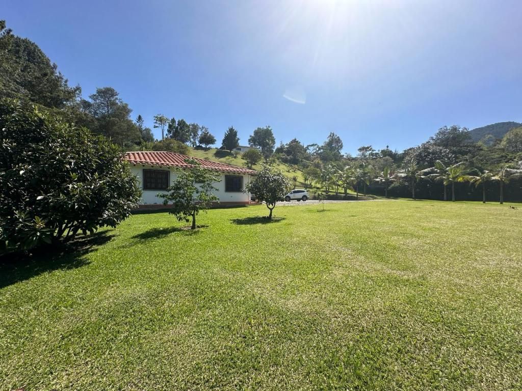 Finca en arriendo Antioquia El Carmen De Viboral El Centro 170 m2 Habitaciones 3 Baños 2 Garajes 2 Precio $3600000