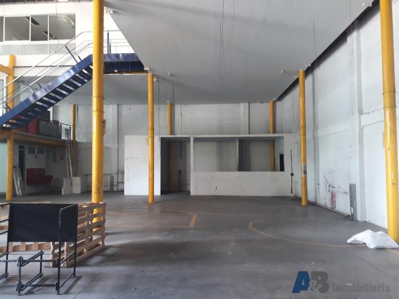 Bodega en arriendo Antioquia Sabaneta La Florida 700 m2 Habitaciones 0 Baños 4 Garajes 4 Precio $21000000