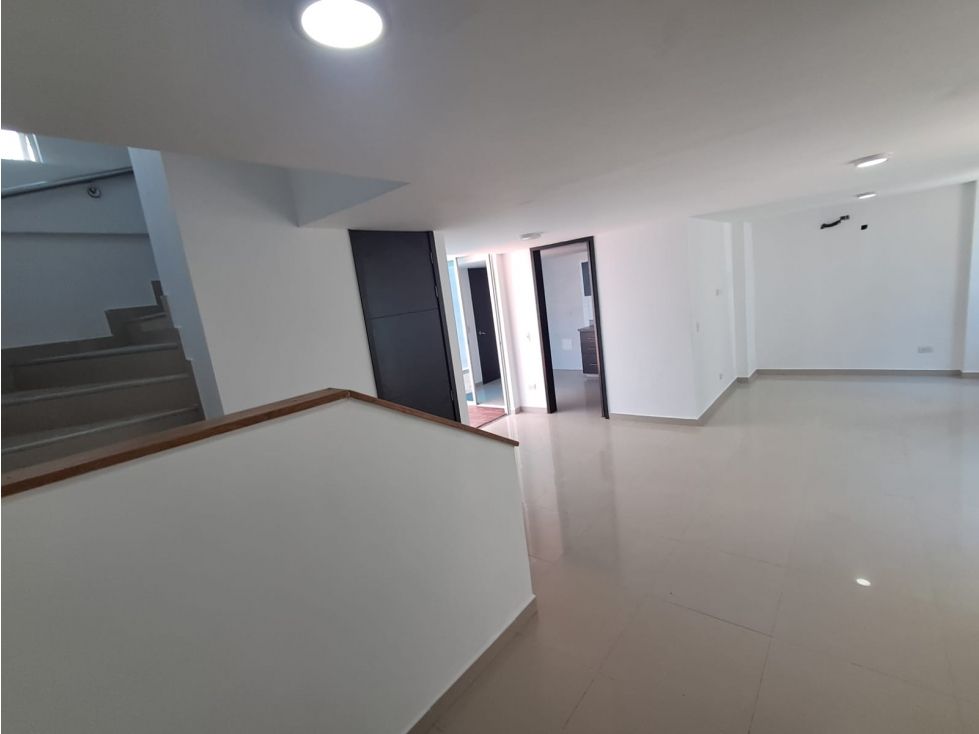 Casa en arriendo o venta Atlántico Barranquilla Ciudad Jardin 141 m2 Habitaciones 4 Baños 3 Garajes 2 Precio venta $700000000 Precio arriendo $4100000
