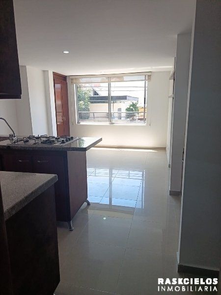 Apartaestudio en arriendo Antioquia Medellín Rosales 55 m2 Habitaciones 1 Baños 2 Garajes 0 Precio $2700000