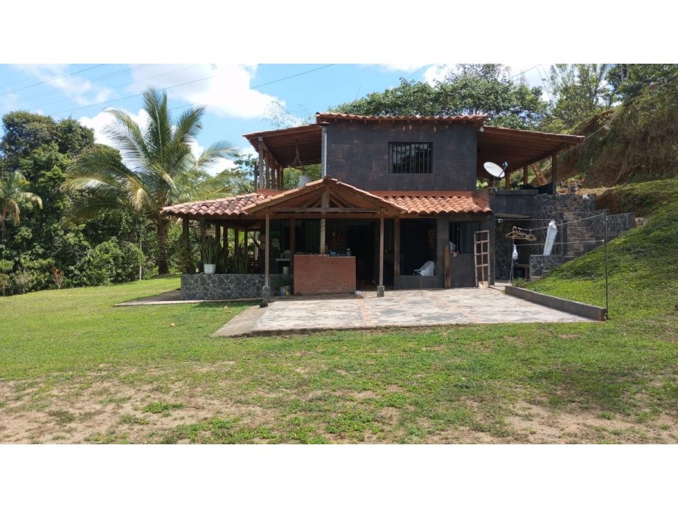 Finca en venta Antioquia San Carlos San Carlos 121 m2 Habitaciones 4 Baños 3 Garajes 6 Precio $900000000