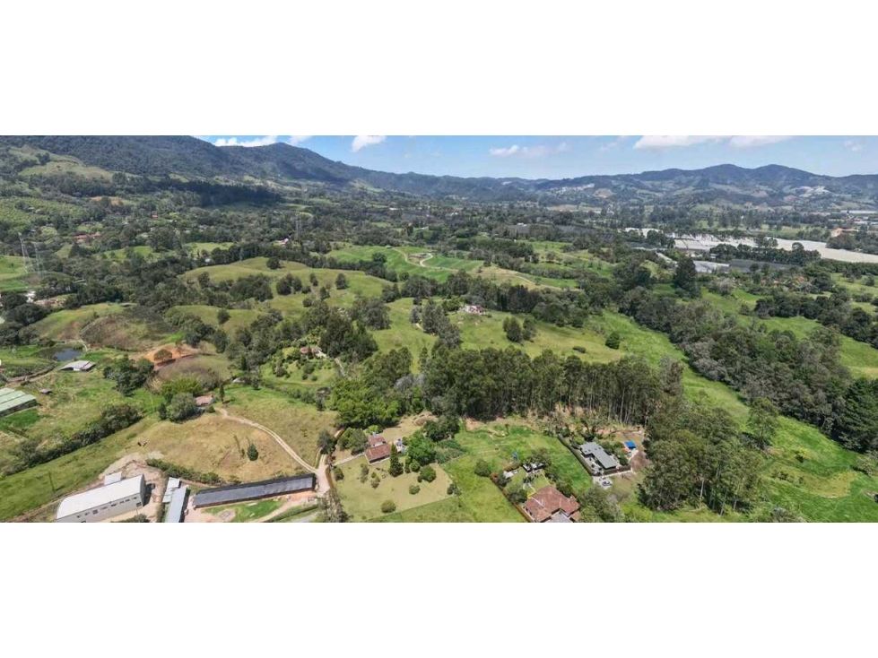 Lote en venta Antioquia La Ceja La Ceja 1100 m2 Habitaciones 0 Baños 0 Garajes 0 Precio $650000000