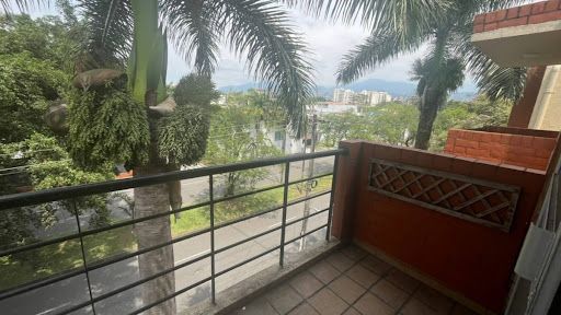 Apartamento en arriendo Valle Del Cauca Cali El Limonar 65 m2 Habitaciones 3 Baños 2 Garajes 1 Precio $2000000