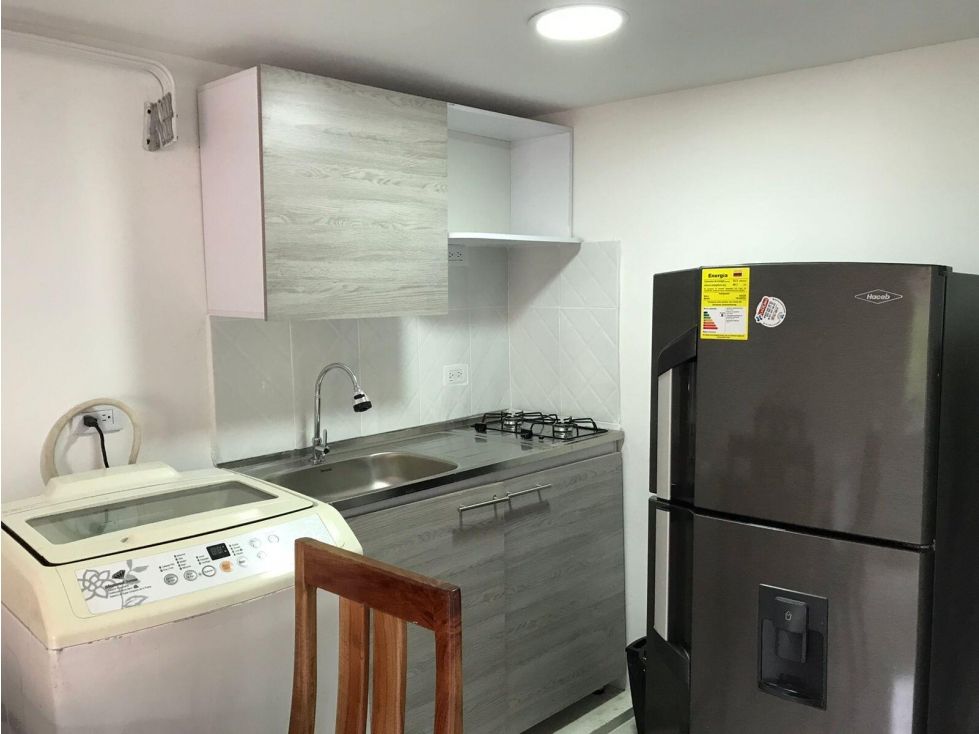Apartaestudio en arriendo Antioquia Medellín La Gloria 40 m2 Habitaciones 1 Baños 1 Garajes 0 Precio $1900000