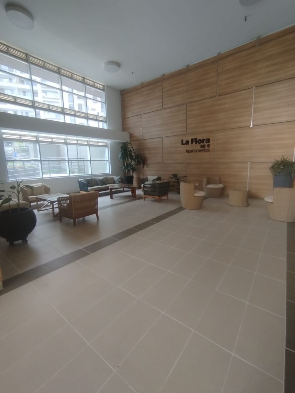 Apartamento en venta Valle Del Cauca Cali Area Libre - Parque Del Amor 90 m2 Habitaciones 2 Baños 2 Garajes 1 Precio $530000000