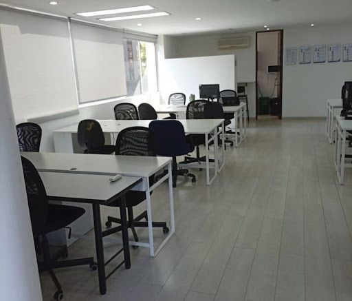 Oficina en arriendo Antioquia Medellín Los Balsos No2 80 m2 Habitaciones 0 Baños 2 Garajes 2 Precio $8500000