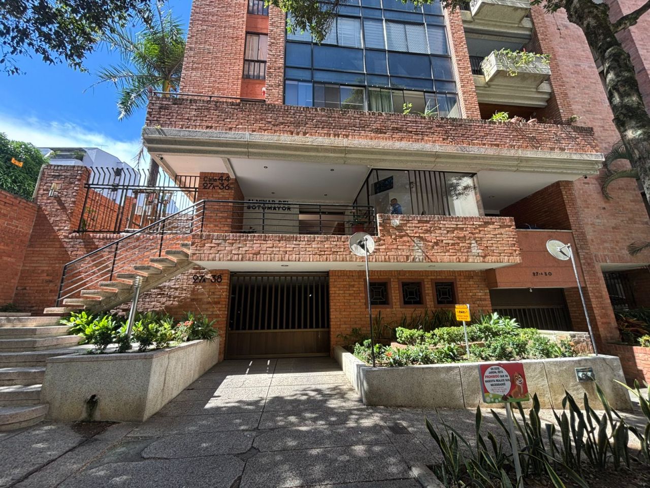 Apartamento en arriendo Santander Bucaramanga Sotomayor 136 m2 Habitaciones 3 Baños 3 Garajes 1 Precio $3385000