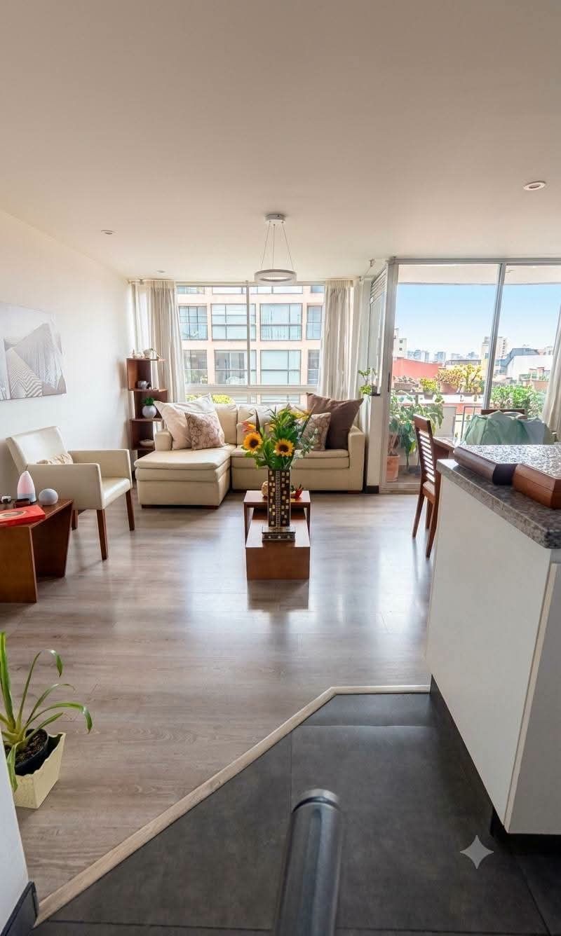 Apartamento en venta Cundinamarca Bogotá La Castellana 75 m2 Habitaciones 2 Baños 3 Garajes 2 Precio $634000000