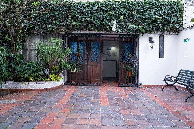 Casa en arriendo Cundinamarca Bogotá Ub Santa Coloma 185 m2 Habitaciones 5 Baños 3 Garajes 2 Precio $7600000