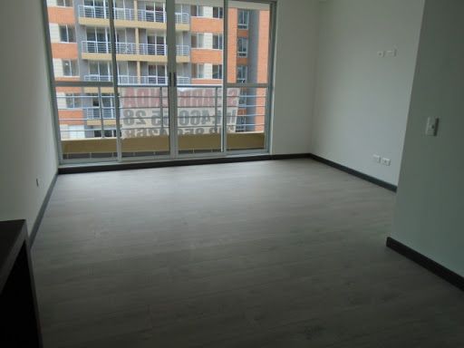 Apartamento en arriendo Cundinamarca Bogotá Campo Alegre 67 m2 Habitaciones 3 Baños 2 Garajes 1 Precio $1900000