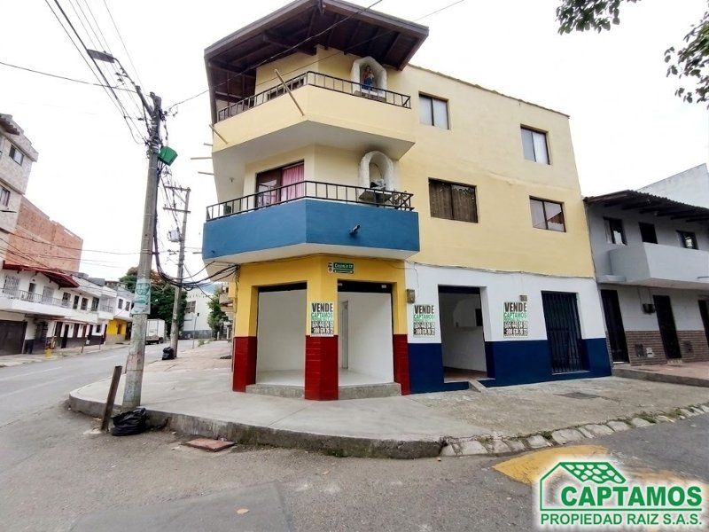 Local en venta Antioquia Itagüí San Fernando 90 m2 Habitaciones 0 Baños 2 Garajes 0 Precio $400000000