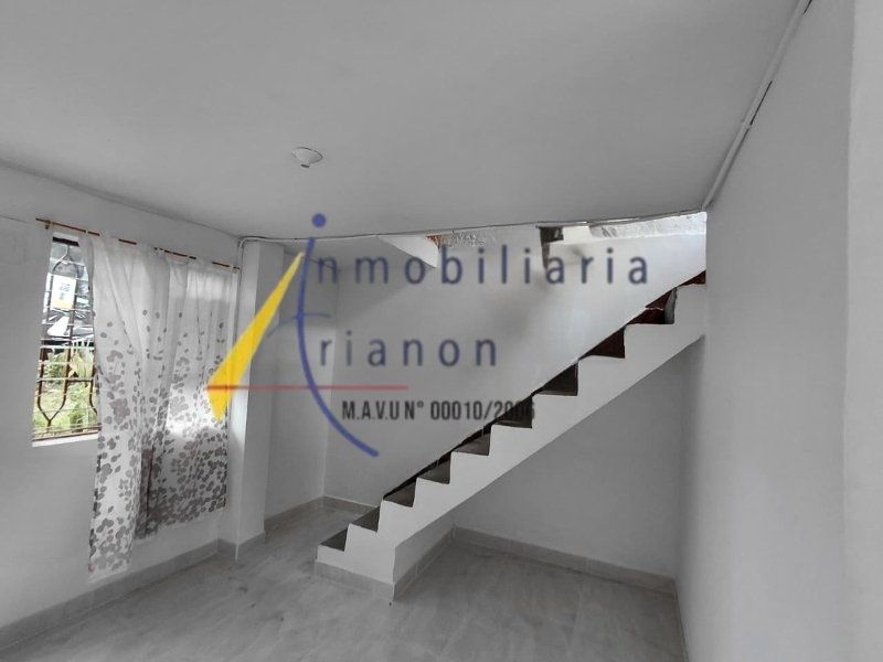 Casa en arriendo Antioquia Medellín Aures No2 100 m2 Habitaciones 3 Baños 1 Garajes 0 Precio $1600000