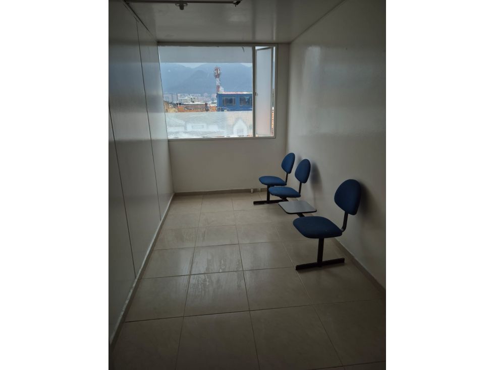 Oficina en arriendo o venta Cundinamarca Bogotá Muequeta 30 m2 Habitaciones 0 Baños 1 Garajes 0 Precio venta $150000000 Precio arriendo $1500000